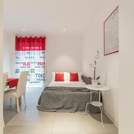 Modern 2 Beds Flat 5 Mins From Trastevere St.